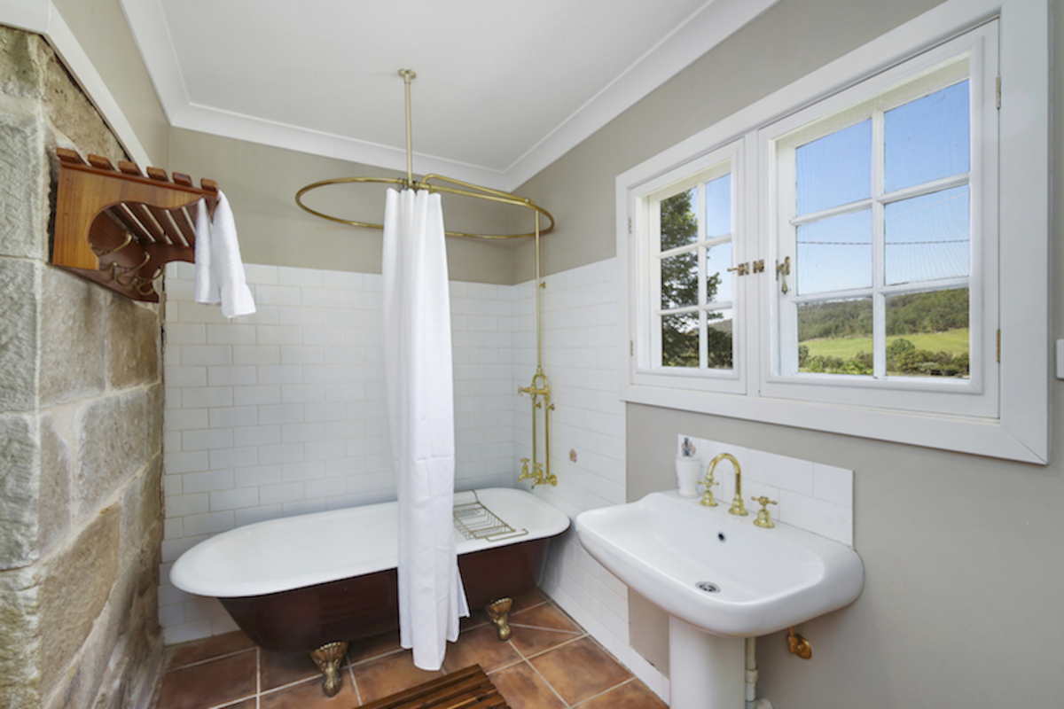 Hunter Valley Accommodation - The Glen - Wollombi - Bathroom
