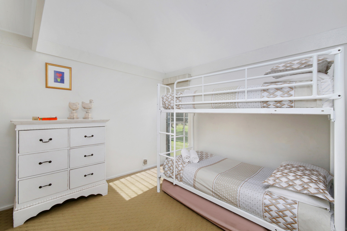 Hunter Valley Accommodation - Ironbark Hill Retreat - Pokolbin - Bedroom