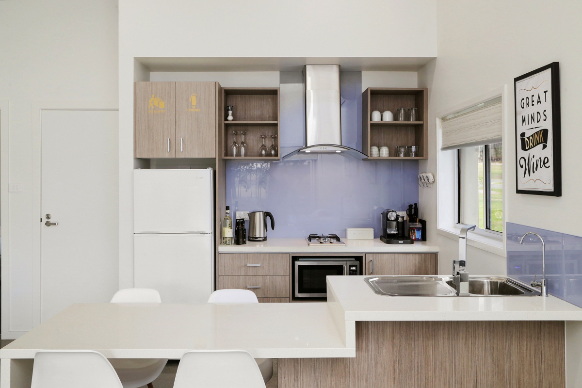 Hunter Valley Accommodation - Ironbark Villa 6 - Pokolbin - Kitchen