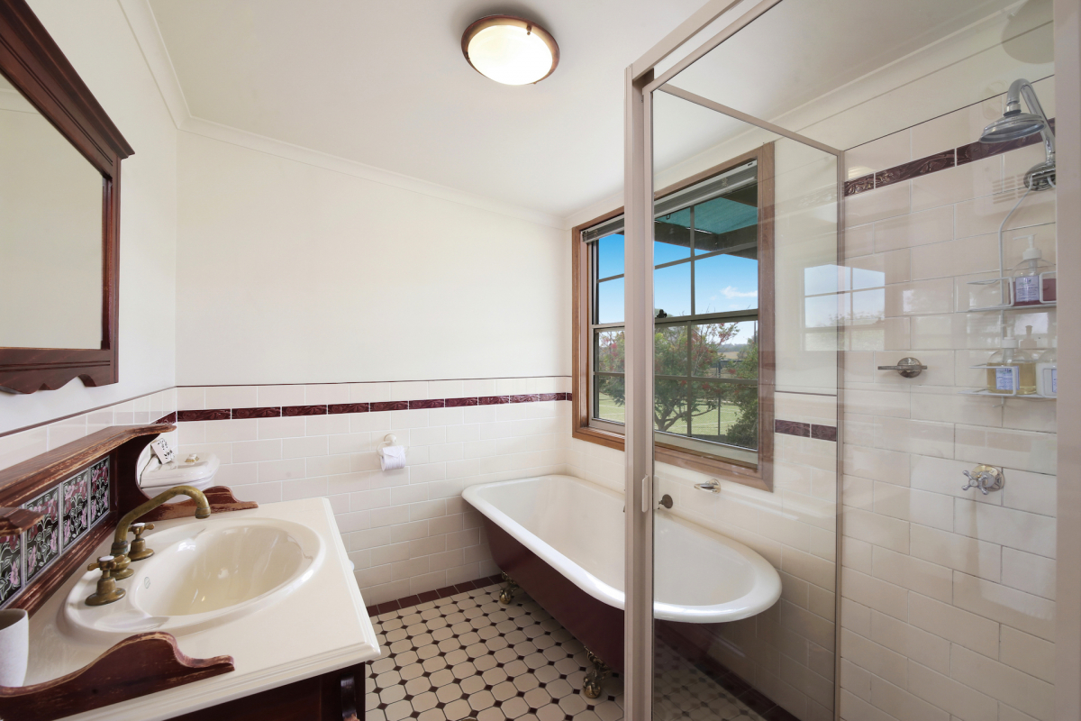 Hunter Valley Accommodation - Windsors Edge Residence & Homestead - Pokolbin - Bathroom