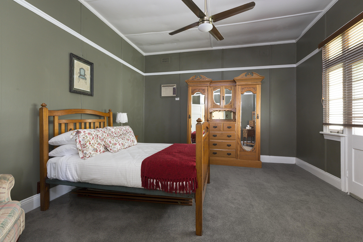 Hunter Valley Accommodation - Country Belle - Cessnock - all