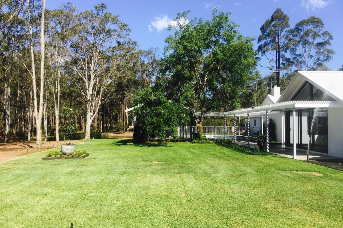 Hunter Valley Accommodation - Whitevale Estate - Lovedale - Gardens