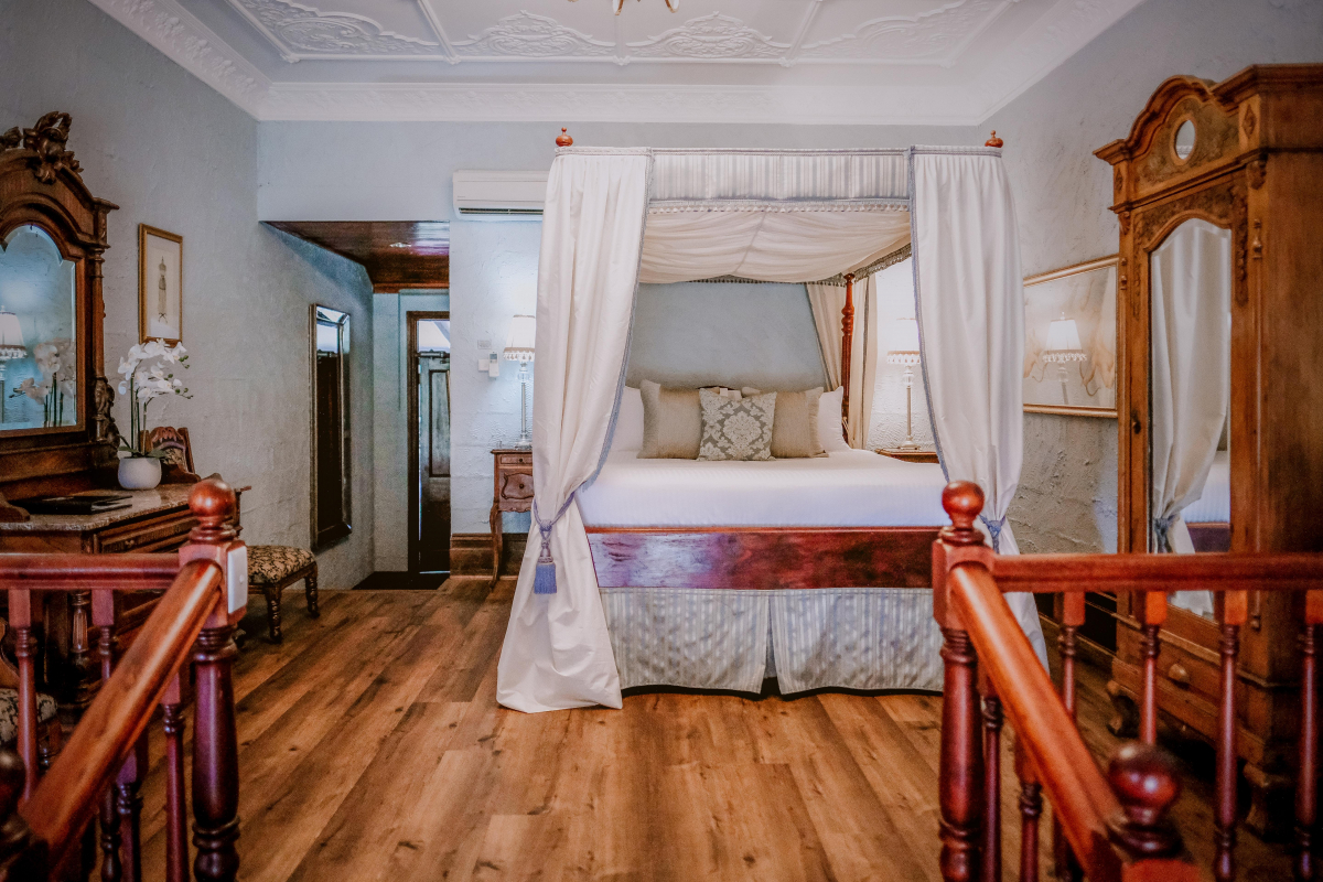 Hunter Valley Accommodation - Casuarina Estate - Themed Suite Palais Royale - all