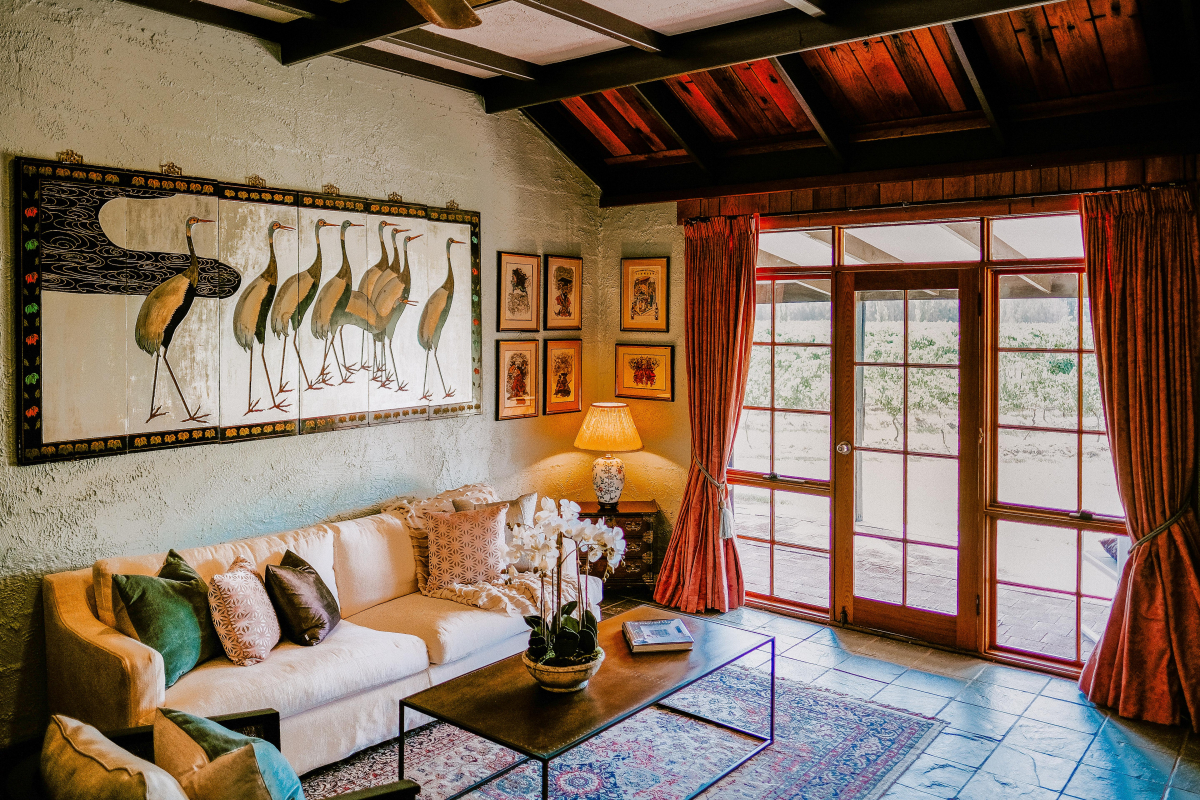 Hunter Valley Accommodation - Casuarina Estate - Themed Suite Suzi Wong - all