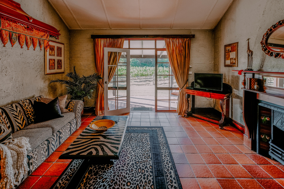 Hunter Valley Accommodation - Casuarina Estate - Themed Suite Out of Africa - all