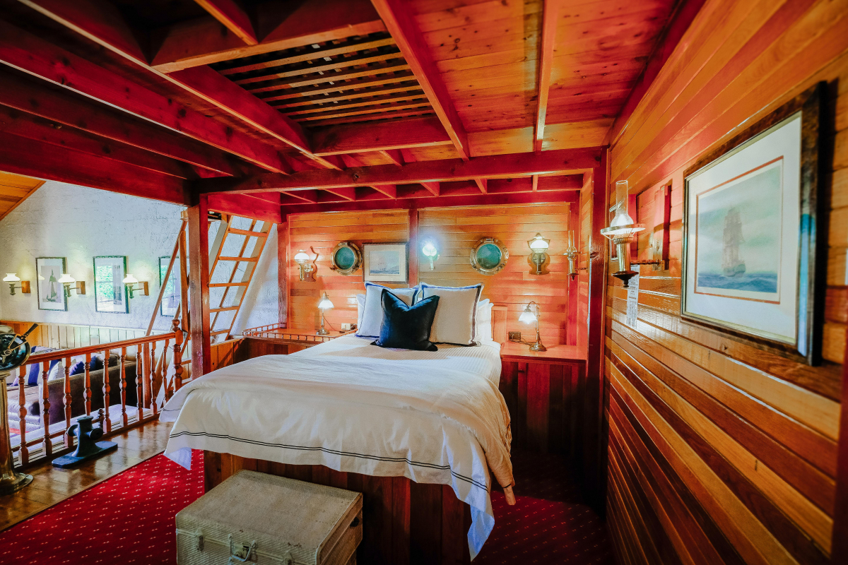 Hunter Valley Accommodation - Casuarina Estate - Themed Suite Love Boat - all