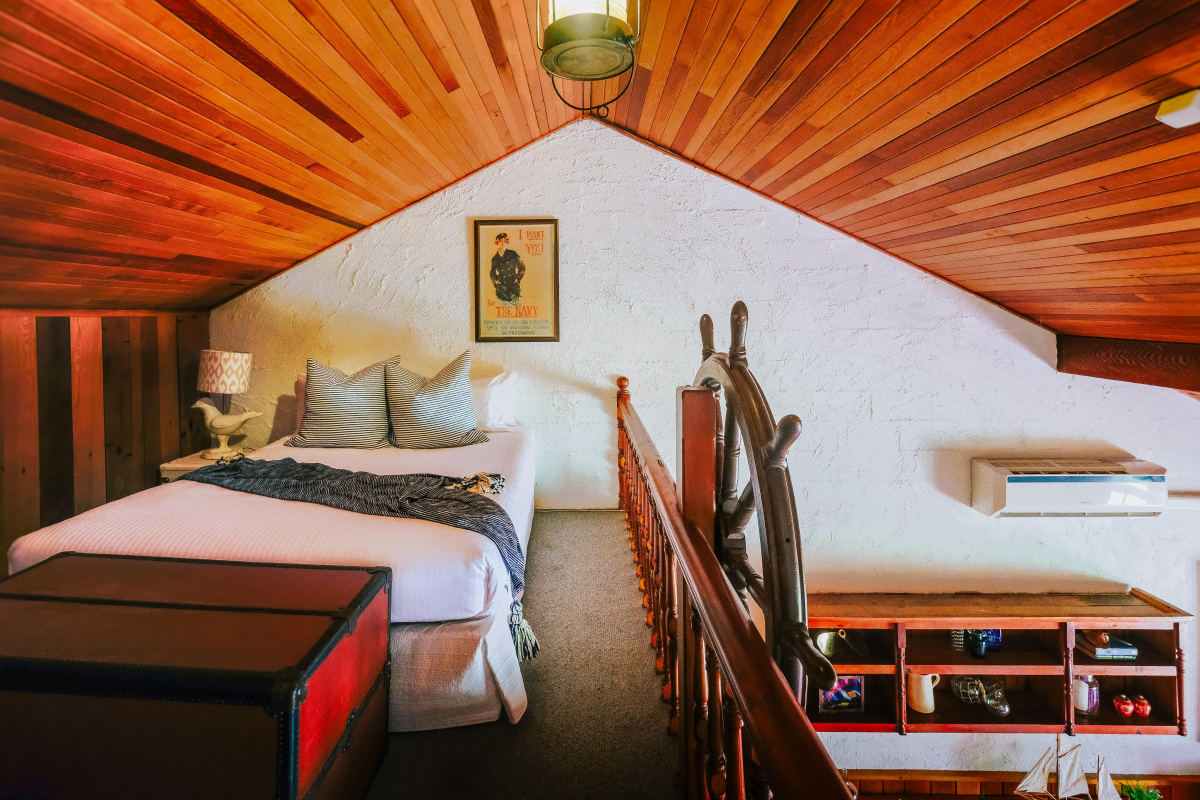 Hunter Valley Accommodation - Casuarina Estate - Themed Suite Love Boat - all