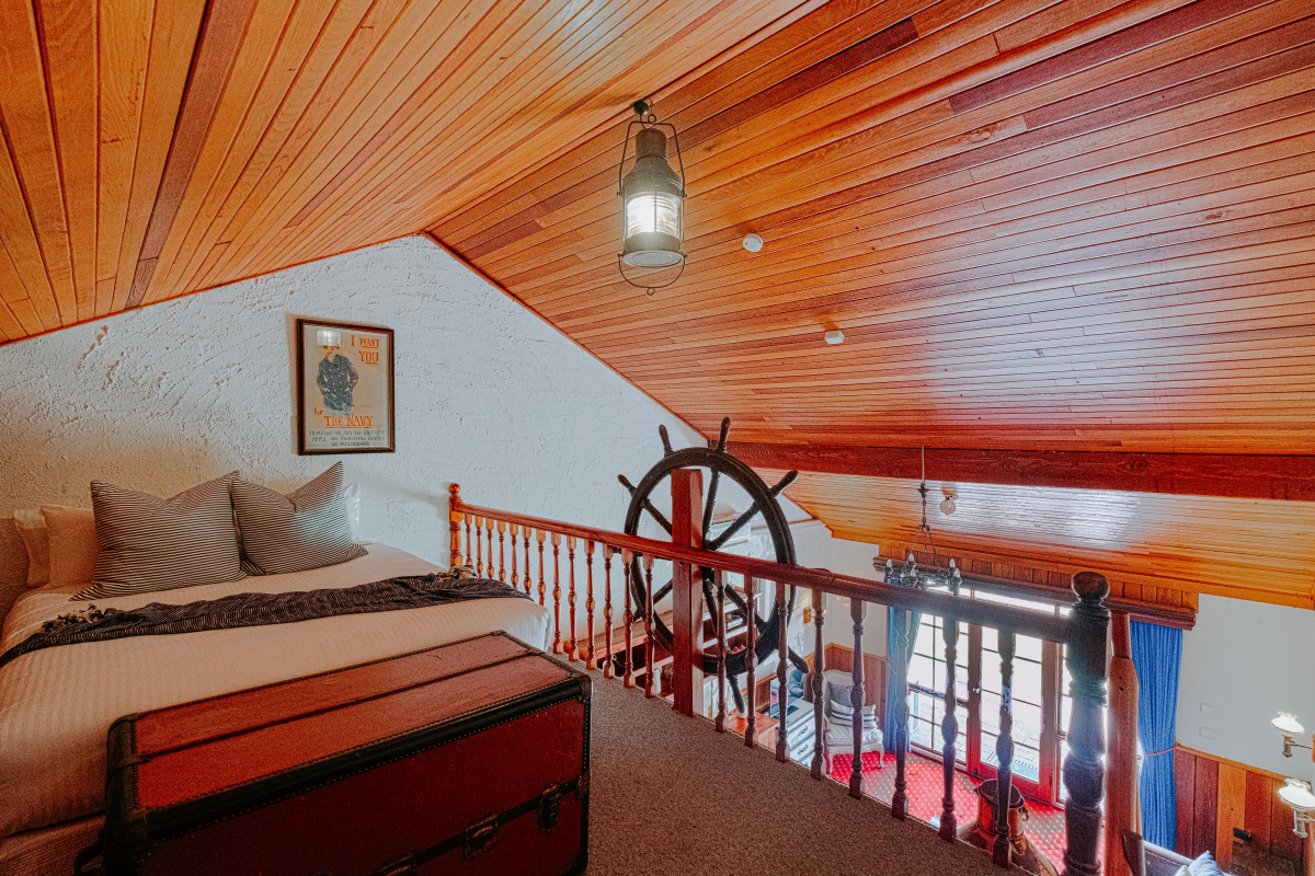 Hunter Valley Accommodation - Casuarina Estate - Themed Suite Love Boat - all