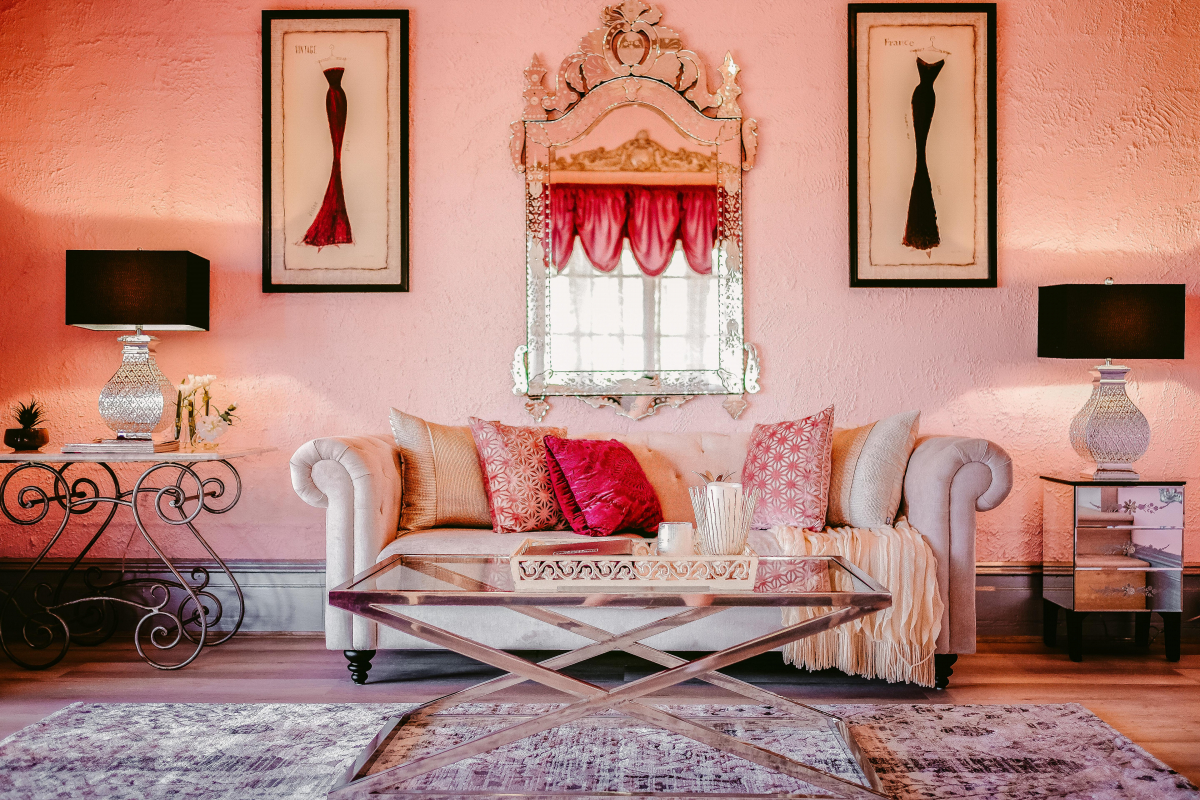 Hunter Valley Accommodation - Casuarina Estate - Themed Suite French Bordello - all