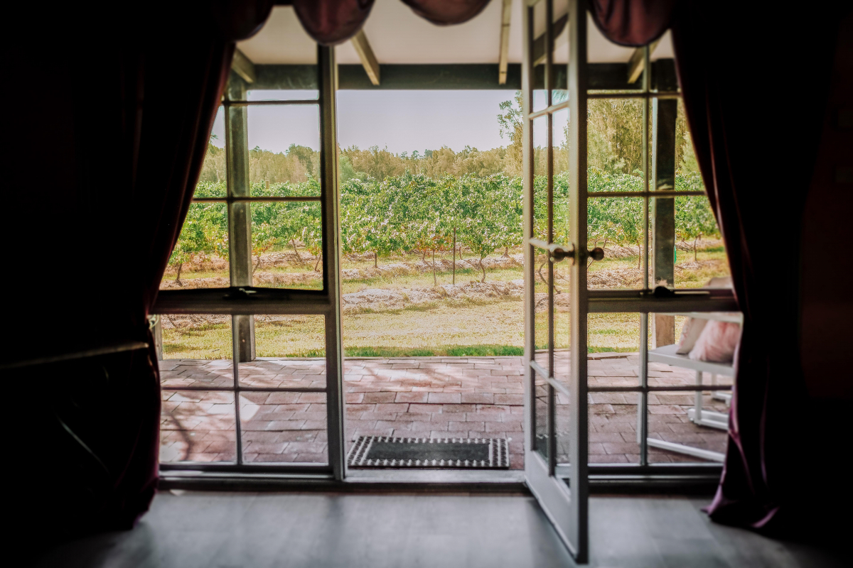 Hunter Valley Accommodation - Casuarina Estate - Themed Suite French Bordello - all