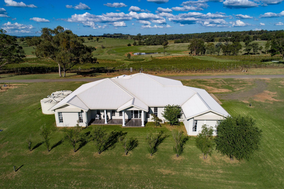 Hunter Valley Accommodation - The Gate House at Leogate Estate Wines - Pokolbin Hunter Valley - all