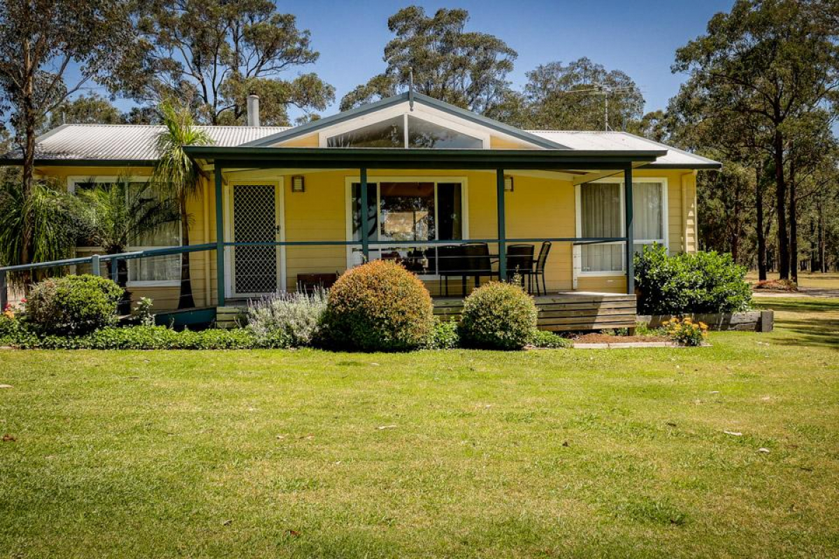 Hunter Valley Accommodation - Peppertree Cottage at The Grange - Rothbury - Exterior