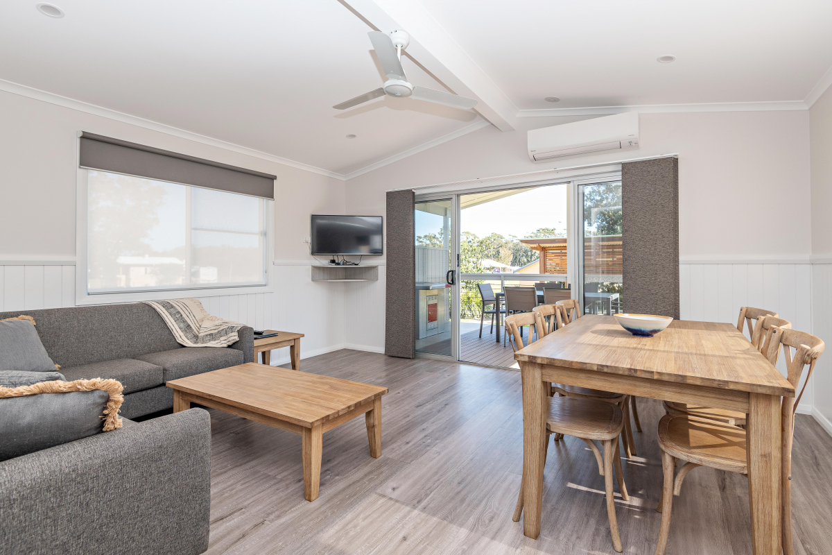 Easy Access Lake Tabourie