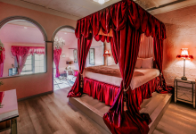 Hunter Valley Accommodation - Casuarina Estate - Themed Suite French Bordello - all