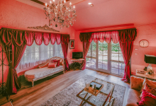 Hunter Valley Accommodation - Casuarina Estate - Themed Suite French Bordello - all