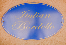 Hunter Valley Accommodation - Casuarina Estate - Themed Spa Suite Italian Bordello - all