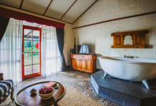 Hunter Valley Accommodation - Casuarina Estate - Themed Spa Suite Casablanca - all