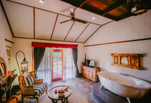 Hunter Valley Accommodation - Casuarina Estate - Themed Spa Suite Casablanca - all