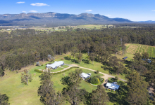 Hunter Valley Accommodation - Banksia Suite at The Grange - Pokolbin - all