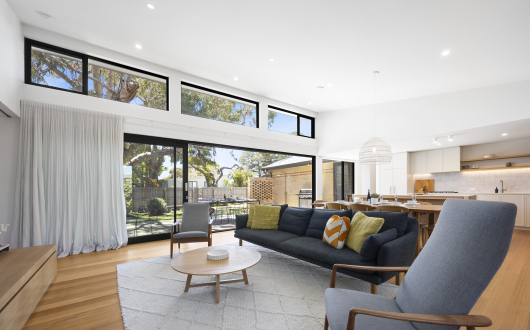 The Coastal Classic - Relaxed Beachside Living