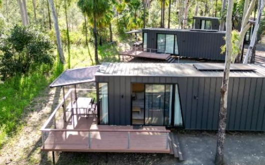 1 Bedroom Deluxe Cabin - Sleeps 4