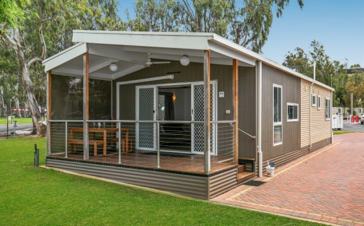 3 Bedroom Riverview Villa - Sleeps 8