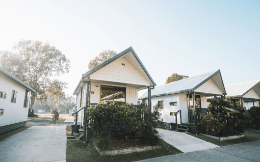 1 Bedroom Cabin - Sleeps 4