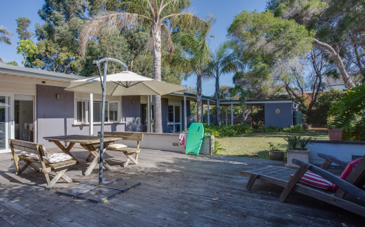 Portsea Place: 200m to beach and village