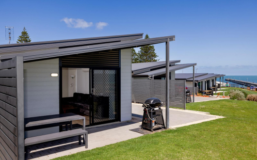 3 Bedroom Beach View Villa - Foreshore - Sleeps 7