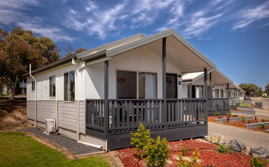 2 Bedroom Executive Cabin - Sleeps 4