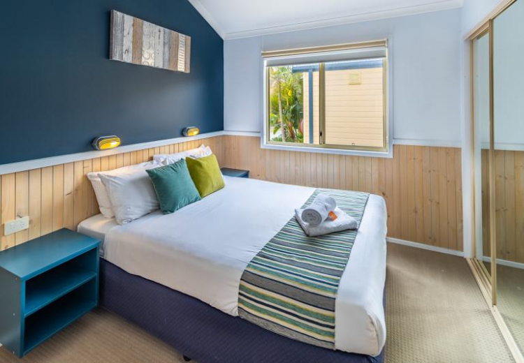 Oasis Cabin Soldiers Point Ingenia Holidays Soldiers Point