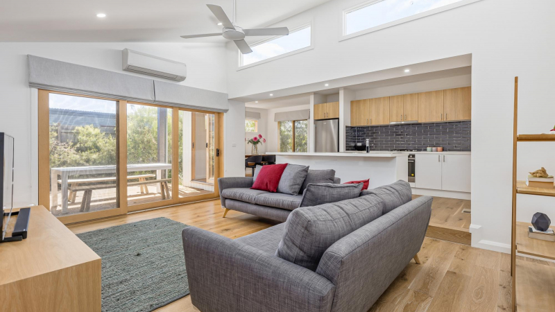 Living  / Lounge areas