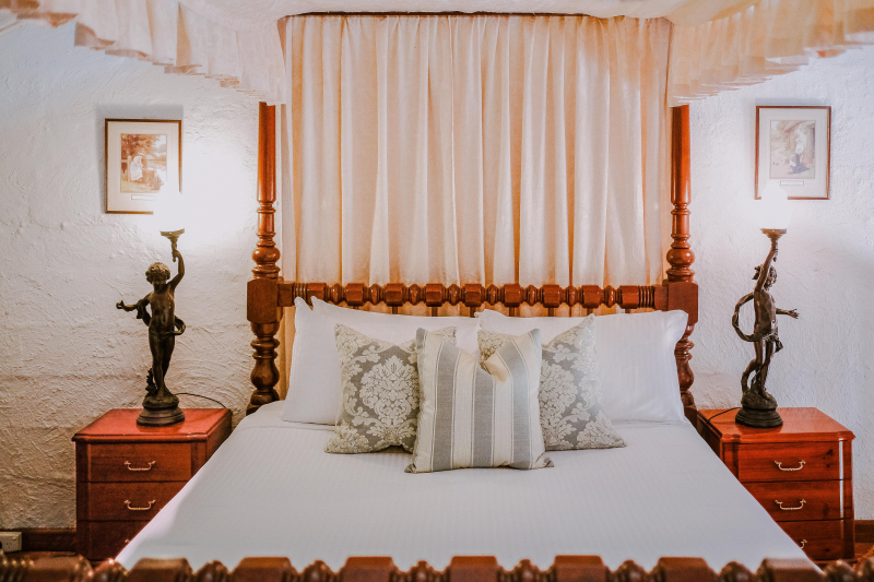 Hunter Valley Accommodation - Casuarina Estate - Themed Suite Casanovas Loft - all