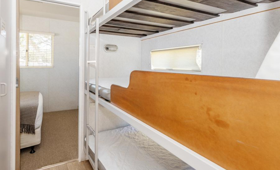 Tabourie Lake Tabourie