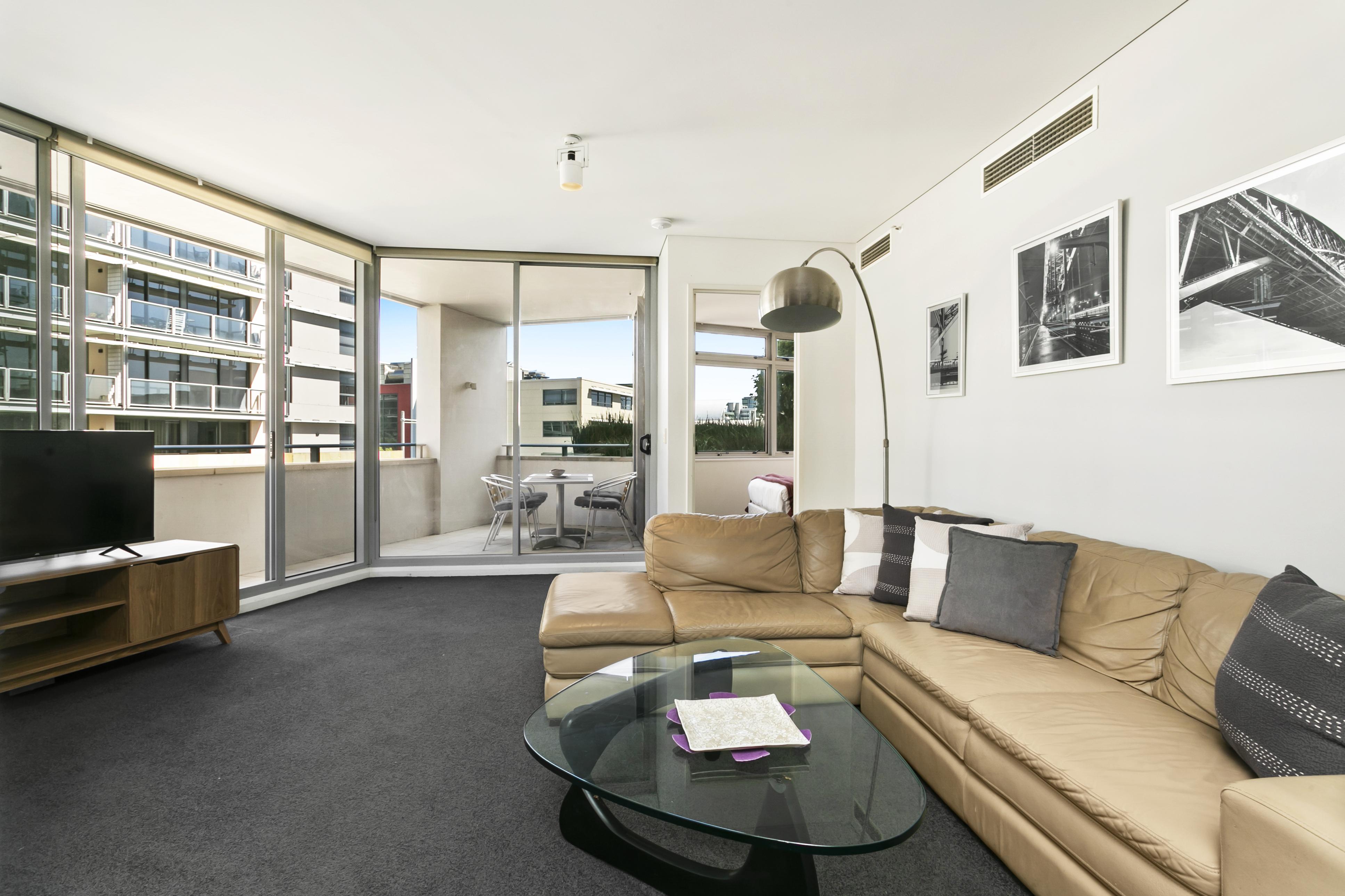 Sydney- SHE35 - Shelley Street