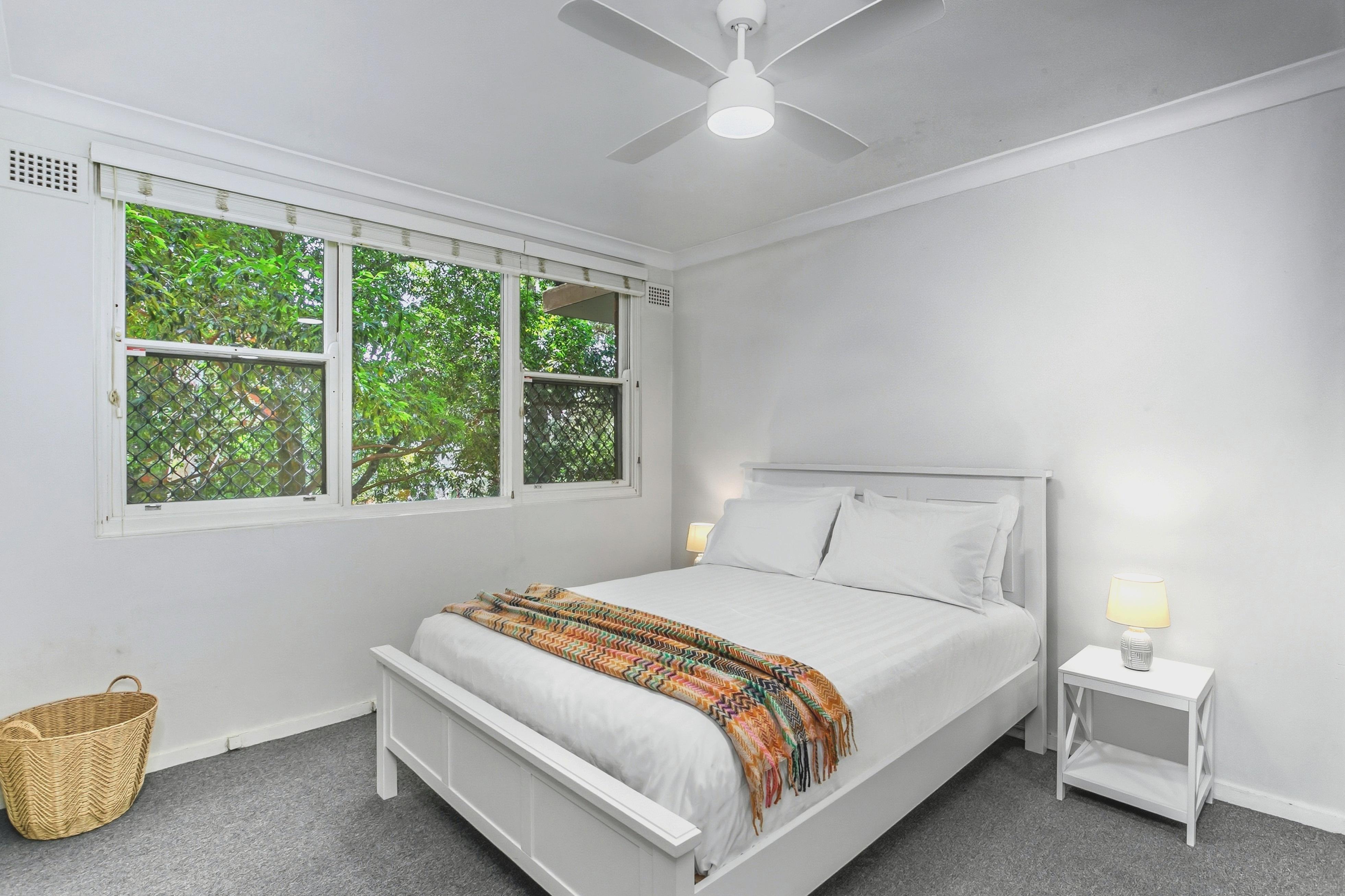 Lane Cove - TAM22 - Tambourine Bay Road