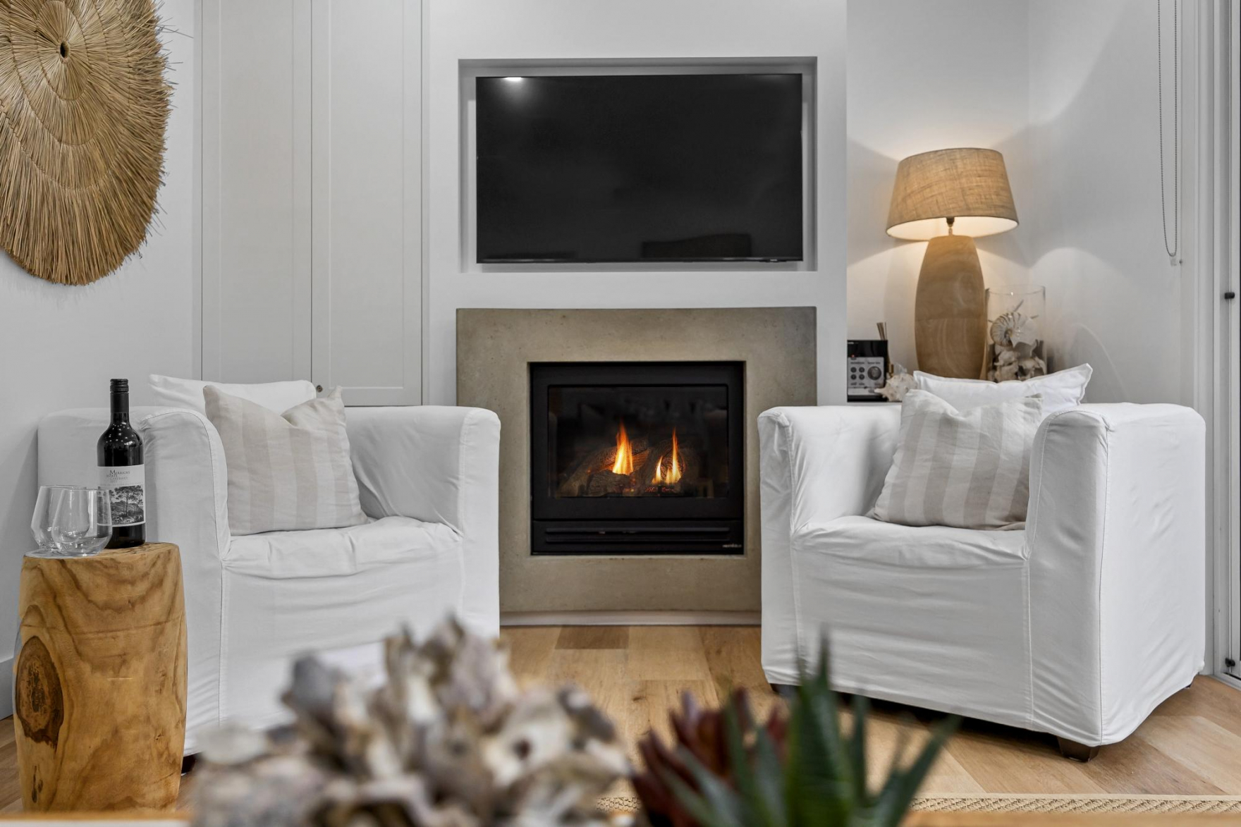 Living  / Lounge areas