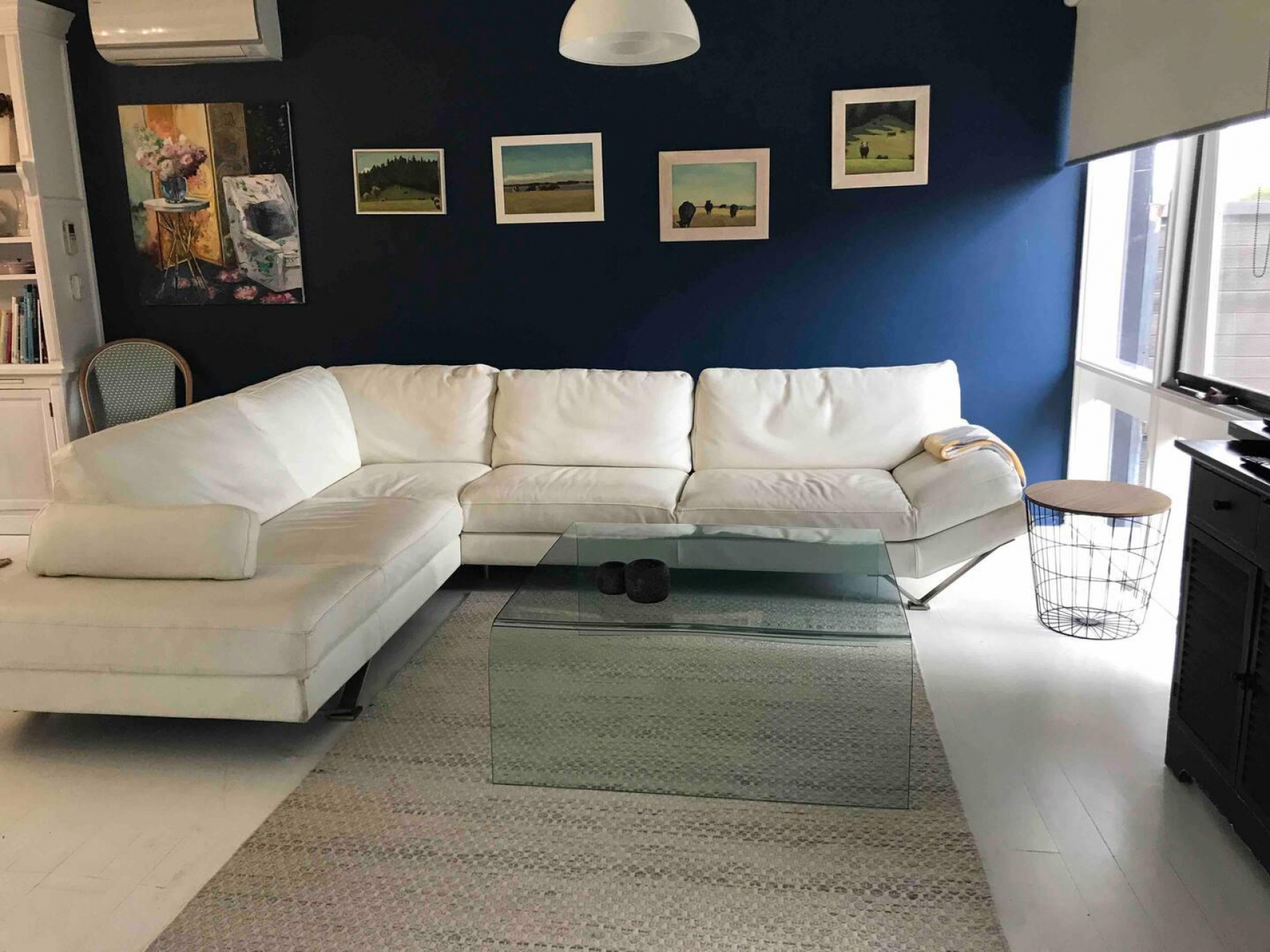 Living  / Lounge areas