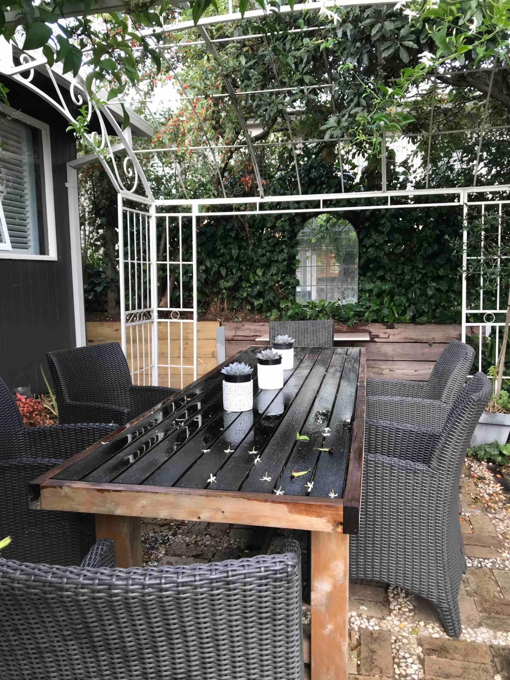 Outdoor Entertaining  area